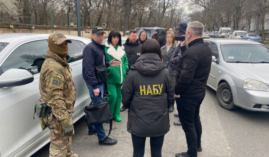 Lyudmyla Saltan, who demanded $4,000 for making a decision, was dismissed from her position as a judge in Odesa
