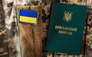 Бронирование работников: как предприятию рассчитать квоту и не потерять статус критического