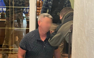 В Киеве судили основателя БО, который за $12 тысяч организовывал незаконный выезд за границу военнообязанных