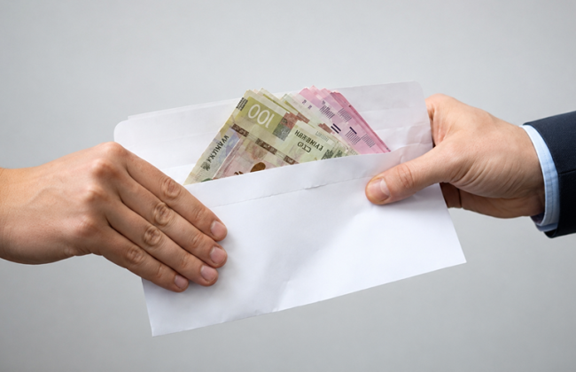 Слідчого виправдали у справі про хабар у 4 тисячі гривень через брак доказів: Верховний Суд залишив рішення без змін