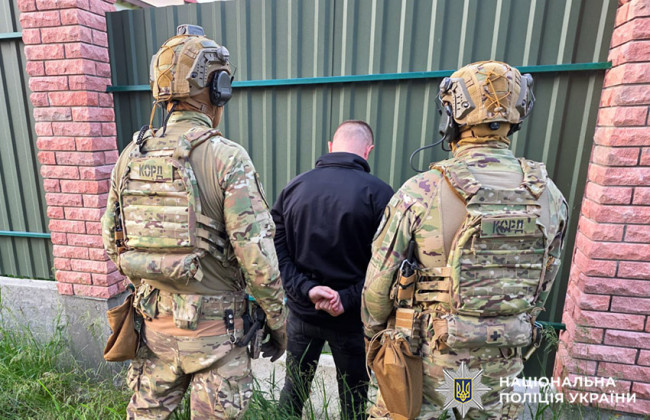 У Хмельницькому 16-річного підозрюють у пограбуванні військового, який повернувся з полону