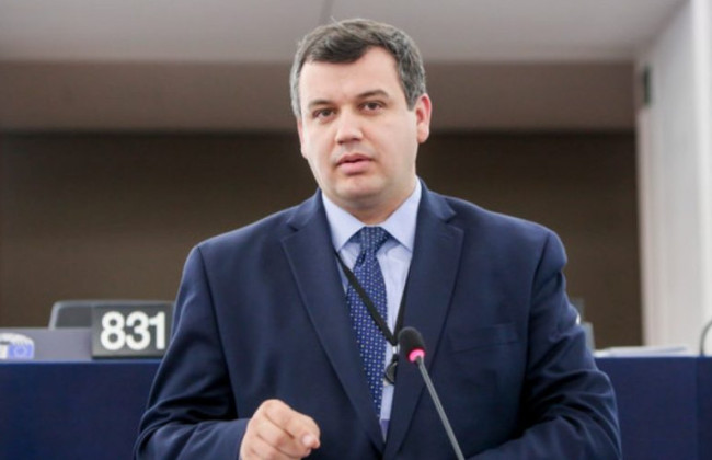 Новым премьер-министром Румынии стал уроженец Украины