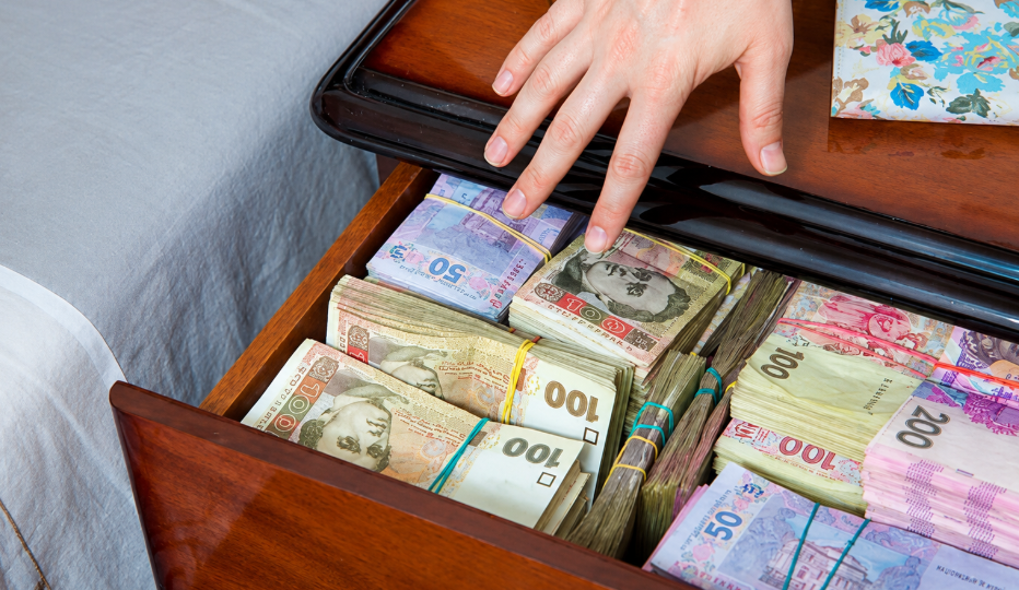 Where in Kyiv the highest salaries are paid: the difference between districts exceeds 26 thousand hryvnias