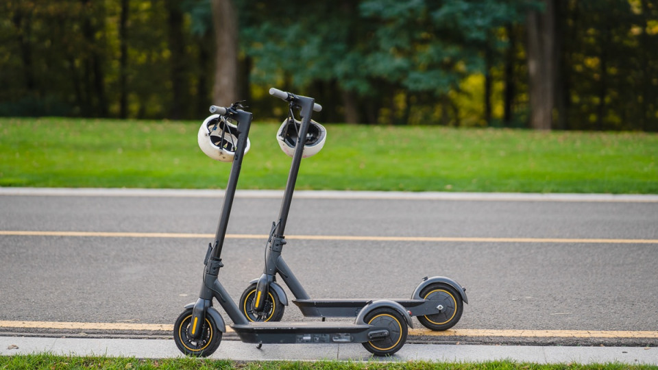 From 16 years old and only after a traffic rules course: electric scooters may receive full regulation