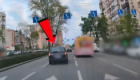 В Киеве наказали водителя, который на глазах у полиции проехал на желтый сигнал светофора
