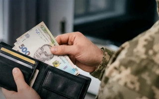 Кредитные каникулы для военных: кто может не платить проценты и штрафы по кредитам