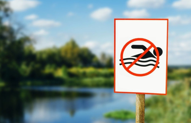 В каких случаях за купание в водоемах украинцам придется заплатить штраф в размере 5000 гривен