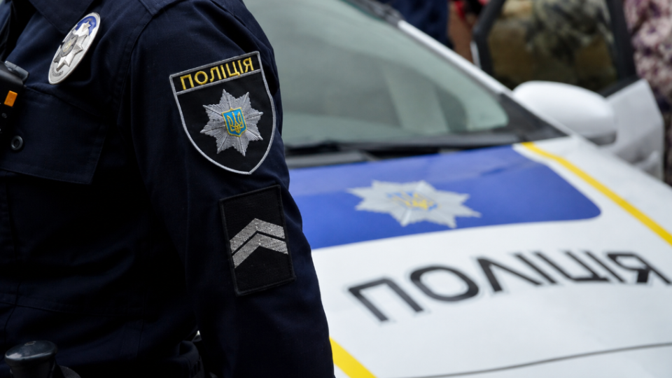 A man who opened fire in the courtyard of a residential building was detained in Kyiv