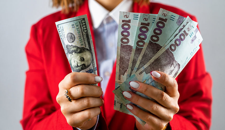 Top 10 professions with the highest salaries in Ukraine: who earns 170 thousand hryvnias