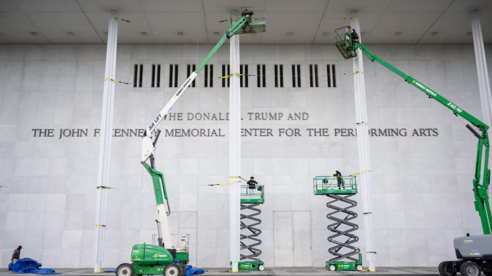 US Federal Court Orders Removal of Trump's Name from Kennedy Center in Washington