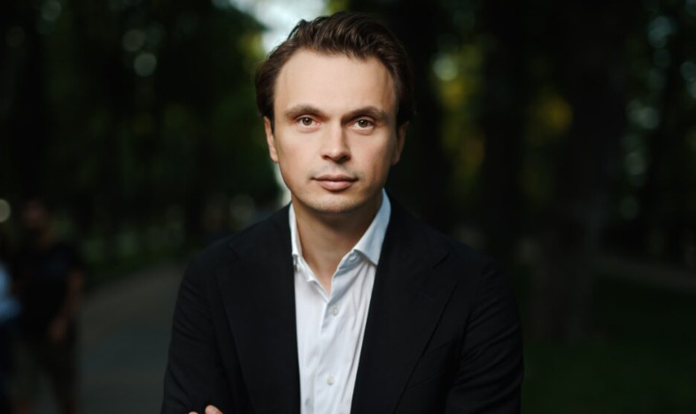 CEC registered Mykola Davydiuk as a people's deputy