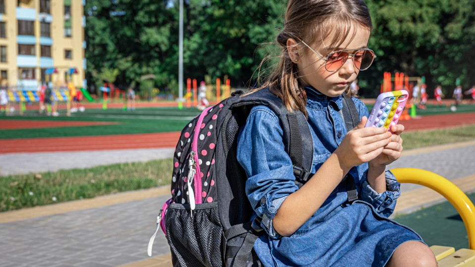 Children Are Losing Reading and Writing Skills: Sweden Will Ban Mobile Phones in Schools