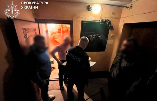 В Івано-Франківську затримали 65-річного чоловіка, що роками ґвалтував малолітніх хлопчиків