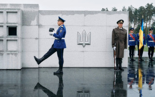 Бабушка погибшего военнослужащего доказала право на пенсию и единовременную выплату от Минобороны — решение Верховного Суда