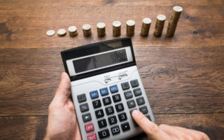 Інфляція в Україні сповільнилася до 8,2%, але перевищила прогнози НБУ