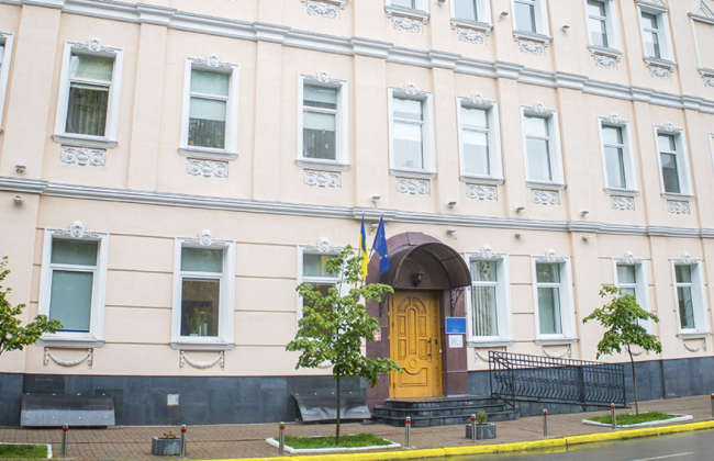 Омбудсмен формирует экспертные группы для защиты прав украинцев за рубежом: открыт набор в 12 странах