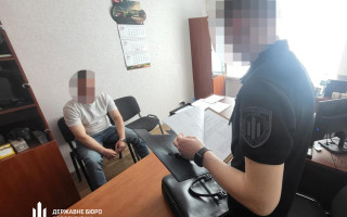 На Черкащині поліцейському повідомили про підозру за побиття чоловіка під час роботи мобілізаційних груп