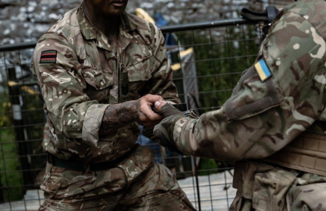 До 50% должностей штурмовиков планируют отдать иностранцам, а военнослужащих с наибольшим боевым стажем — увольнять со службы
