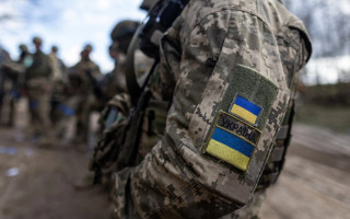 Новые контракты сроком до 24 месяцев и выплаты военнослужащим до 460 тысяч гривен — всё о первом этапе реформы военной службы