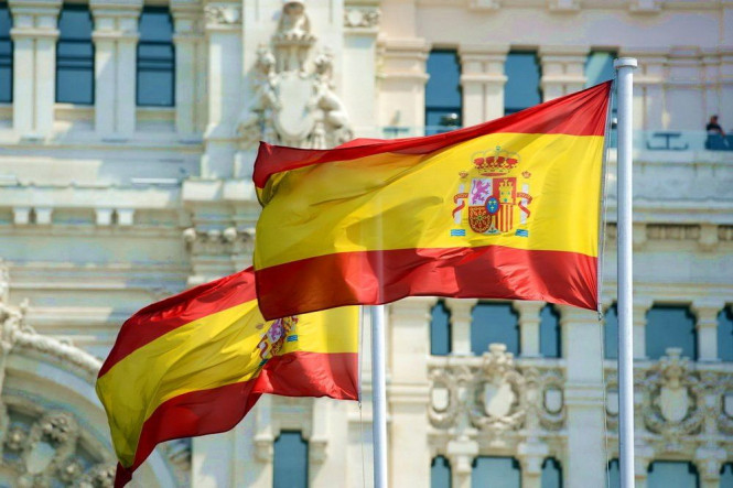 In Spain, a court sent a lottery seller to prison who hid a winning ticket worth €4.7 million