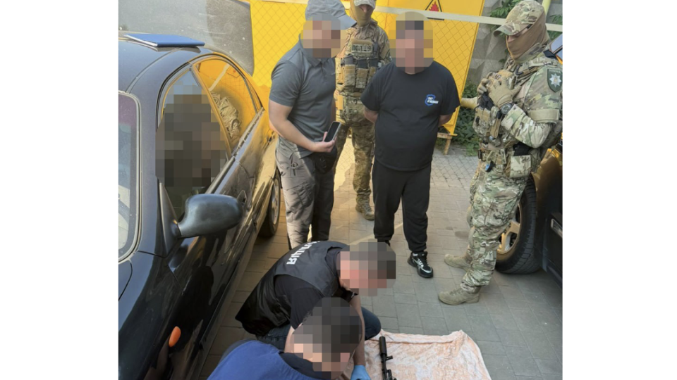 AK-74, pistols, and grenades: two illegal arms trafficking schemes uncovered in Ukraine