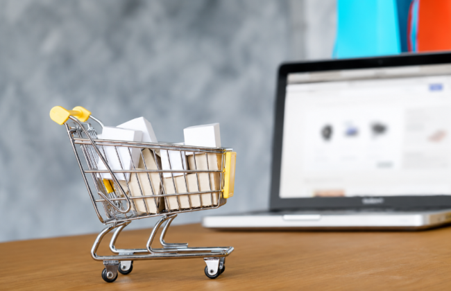 Податок на OLX, Prom і сервіси таксі: що запрацює уже з листопада, а що відкладено до 2027 року