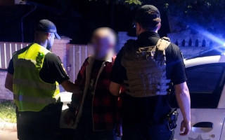 В Ирпене 47-летний мужчина открыл стрельбу в сторону прохожих — ему грозит до 7 лет тюрьмы
