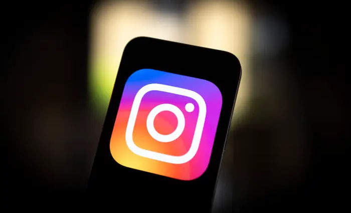 Instagram оновив профілі: тепер можна змінювати порядок постів