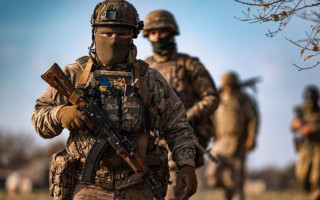 Як оформити перехід на новий контракт: Михайло Федоров назвав чотири способи