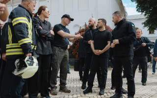 Zelenskyy proposed to meet with Putin at the G7 summit