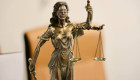 Суд скасував штраф бухгалтеру за несвоєчасну сплату ЄСВ через сплив строків притягнення до відповідальності