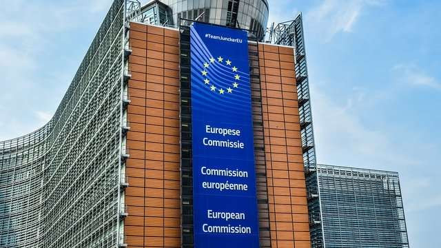 Між Києвом та Брюсселем: як відомчі ініціативи НАБУ та САП перетворилися на «європейські вимоги»