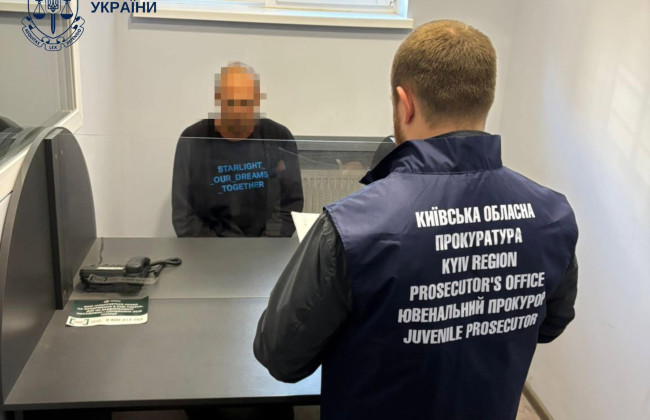 В Буче мужчина среди ночи залез в чужое жилье и начал трогать интимные органы ребенка