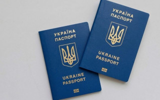 Отказ в паспорте — и требование изменить имя: как «отчество» становится проблемой для детей, рожденных за границей