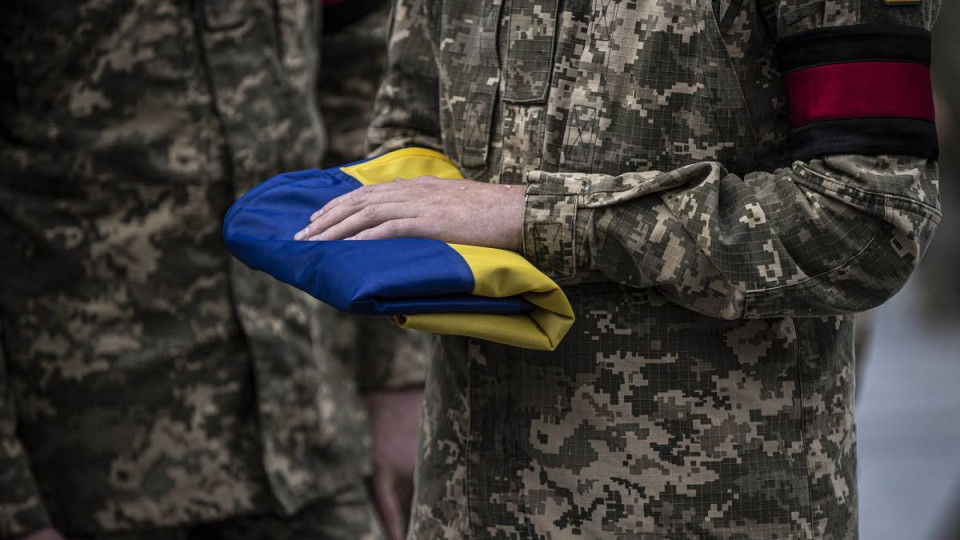 Верховний Суд назвав дату, від якої залежить право цивільної дружини на виплату після загибелі військового