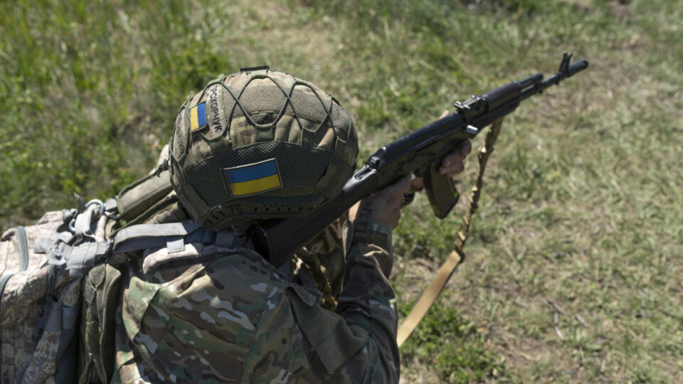 Who Cannot Sign an Infantry-Assault Contract – Details