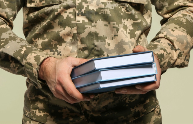 От 9,6 до 22,8 тысяч гривен — сколько платят курсантам военных вузов