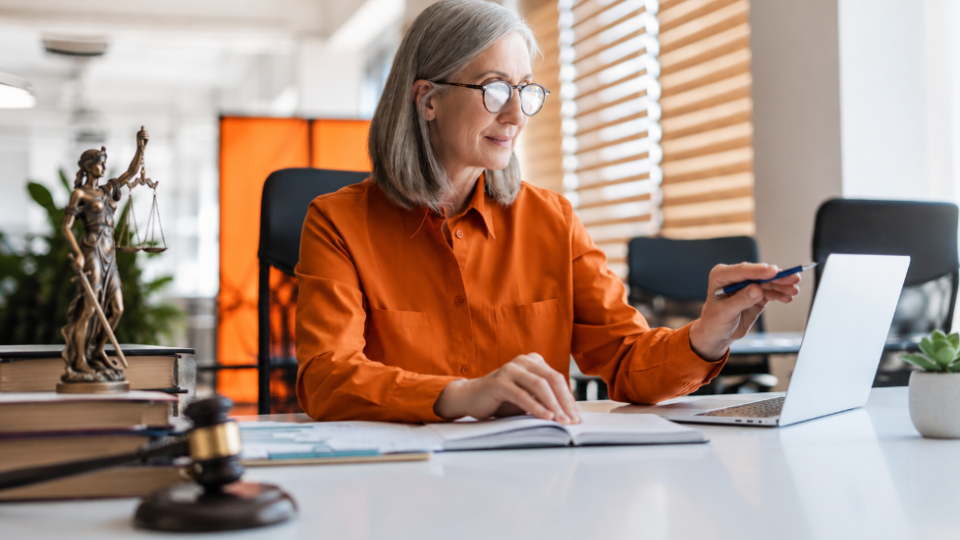 The Pension Fund did not count 25 years of work in the tax service towards civil service experience: pensioner won the appeal case