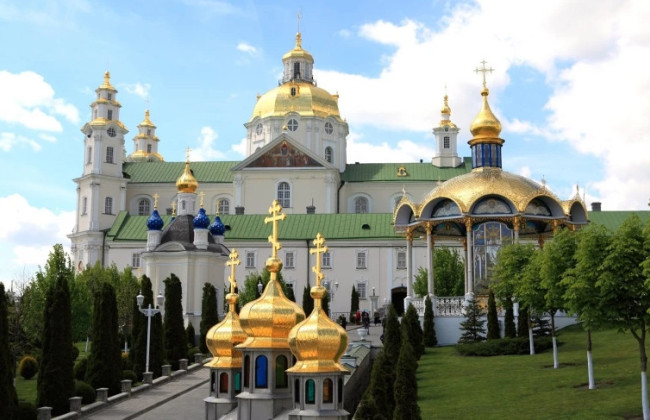 Почаївську лавру перевірять на можливі зв’язки із забороненою в Україні релігійною організацією