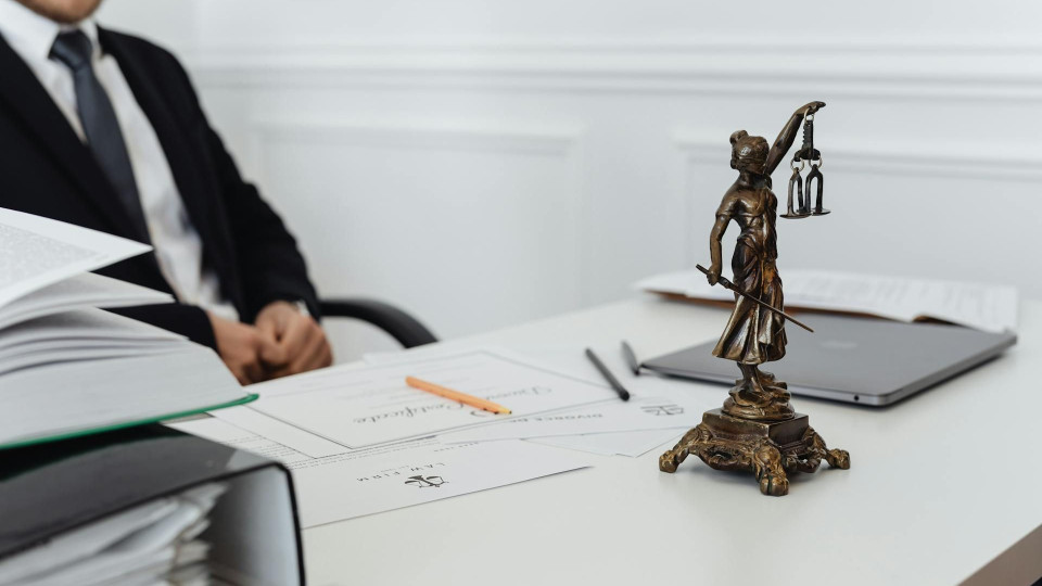 Fines for refusal to provide information to arbitration managers want to be introduced without exceptions for official secrets