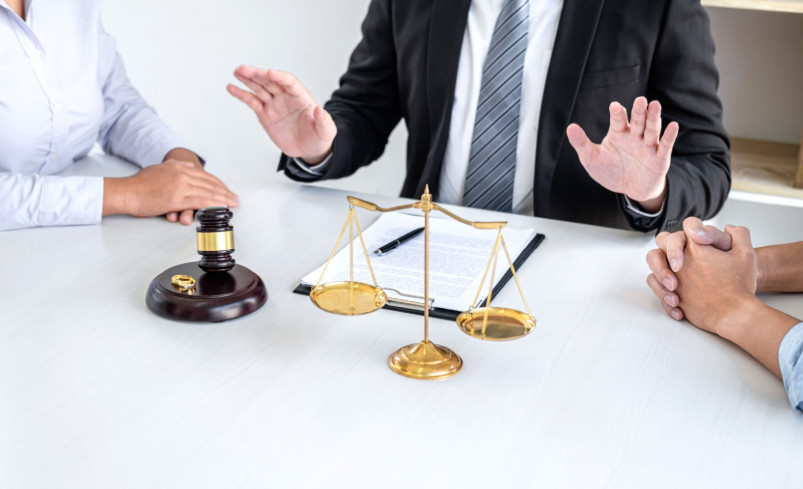 Суд змінив рішення у справі про розірвання шлюбу в частині дати його реєстрації: у чому справа