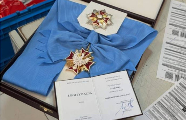 У Навроцького отримали орден Білого Орла, який Зеленський відправив поштою