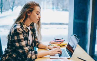 Can a Minor Receive a Salary Like an Adult – What the Law Guarantees