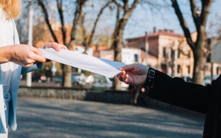Син знайшов заповіт матері через 23 роки після її смерті: ВС пояснив, чи можна переглянути спадкові права