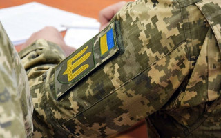Без ВЛК, но с рапортом: как военнослужащим перейти на новый мотивационный контракт в ВСУ