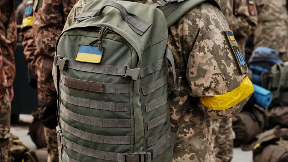 Отпуск военнослужащим по семейным обстоятельствам: когда он разрешается и сохраняются ли выплаты