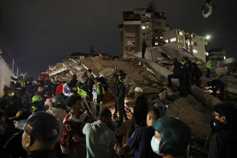 Two powerful earthquakes shook Venezuela: buildings destroyed, death toll may exceed 10,000 people