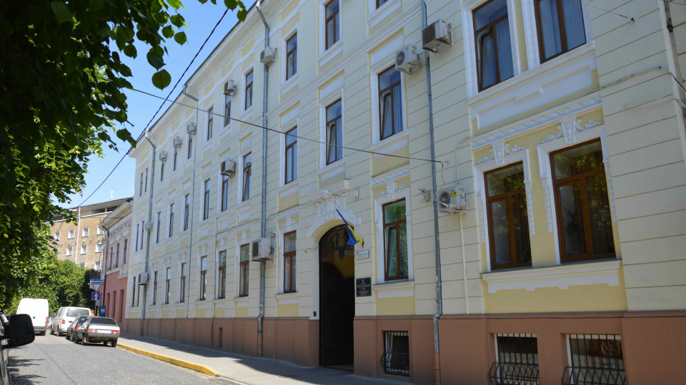 Court in Chernivtsi Confirms 15 Years Imprisonment for Woman for Transmitting Coordinates of the Armed Forces of Ukraine to the Russian Federation