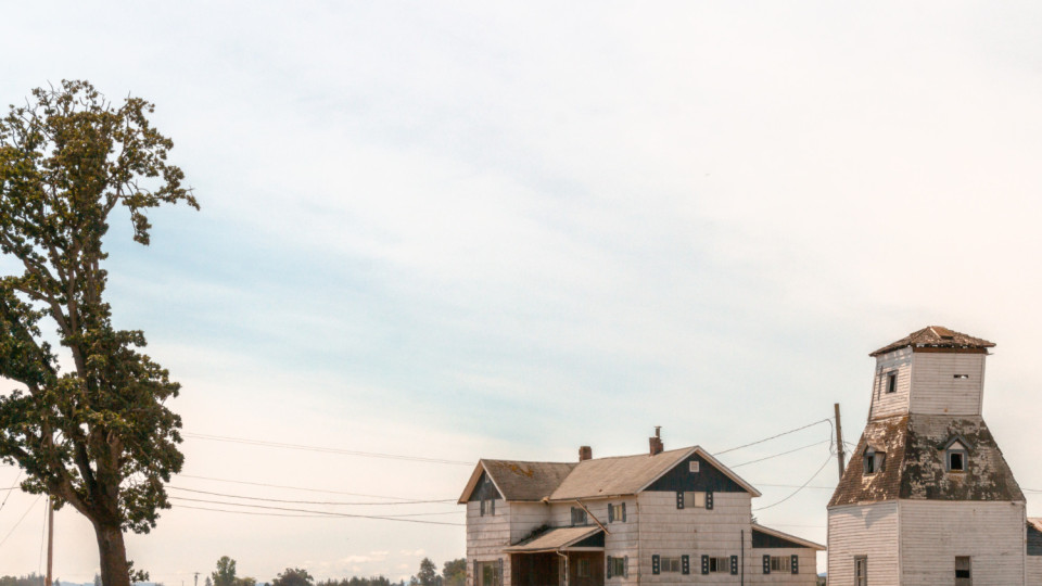 Court refused to evict the family of a military serviceman from official housing: case details