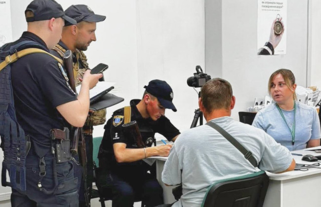 Заплатил 70 тысяч за поддельные права: как мужчина стал жертвой мошеннической схемы с «цифровым МВД»
